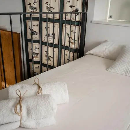 Apartment Spacious In Strategic Location - *