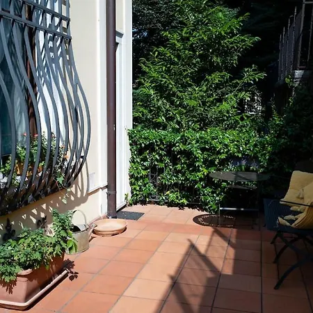 Spacious In Strategic Location - *