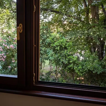 Apartment Spacious In Strategic Location - *